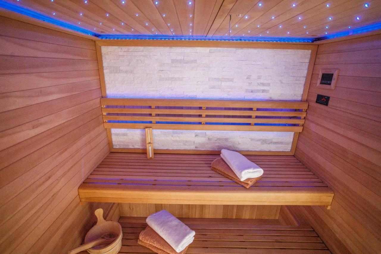 Nono Jure , Private Pool & Sauna Milna  Exterior foto