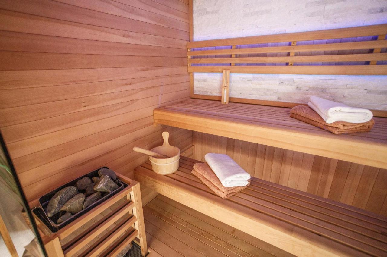 Nono Jure , Private Pool & Sauna Milna  Exterior foto